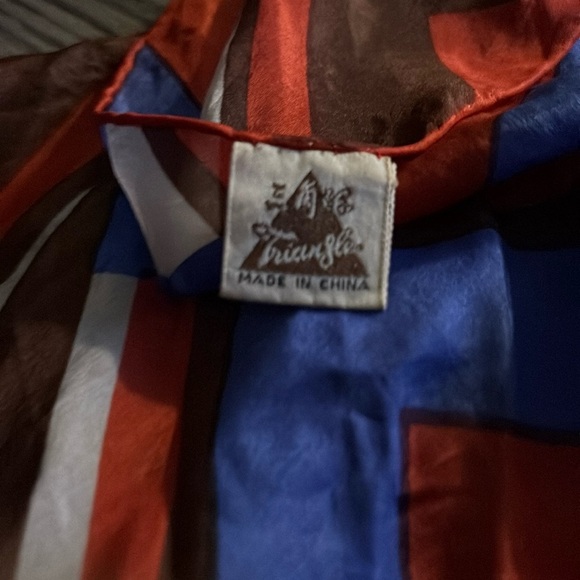 Vintage silk Geometric Multicolor scarf - Picture 8 of 10